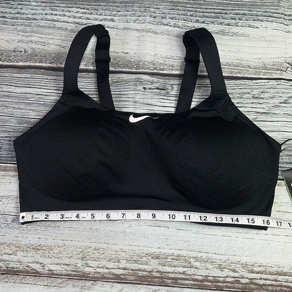 Women’s Nike Plus Size Bold V-Back Sports Bra Black/White Size-42DD (BQ4127-019) - Picture 2 of 9